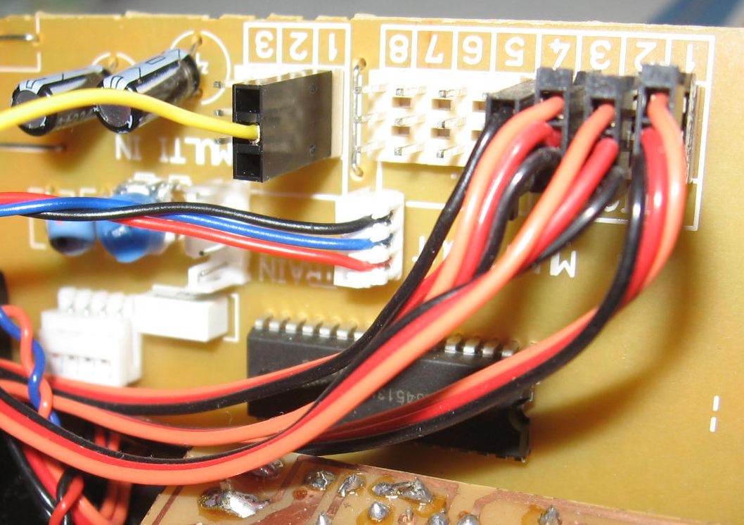 Multi-Out Anschluss 8-Kanal Sender